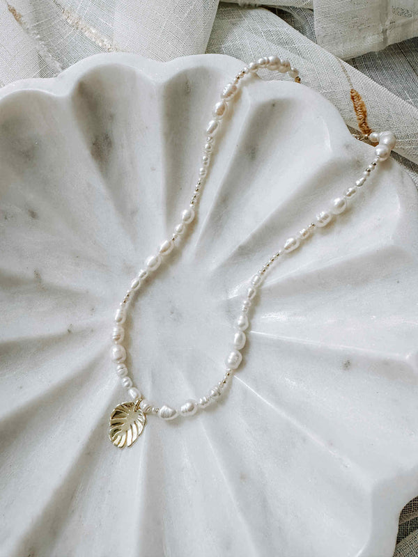 The Monstera Necklace