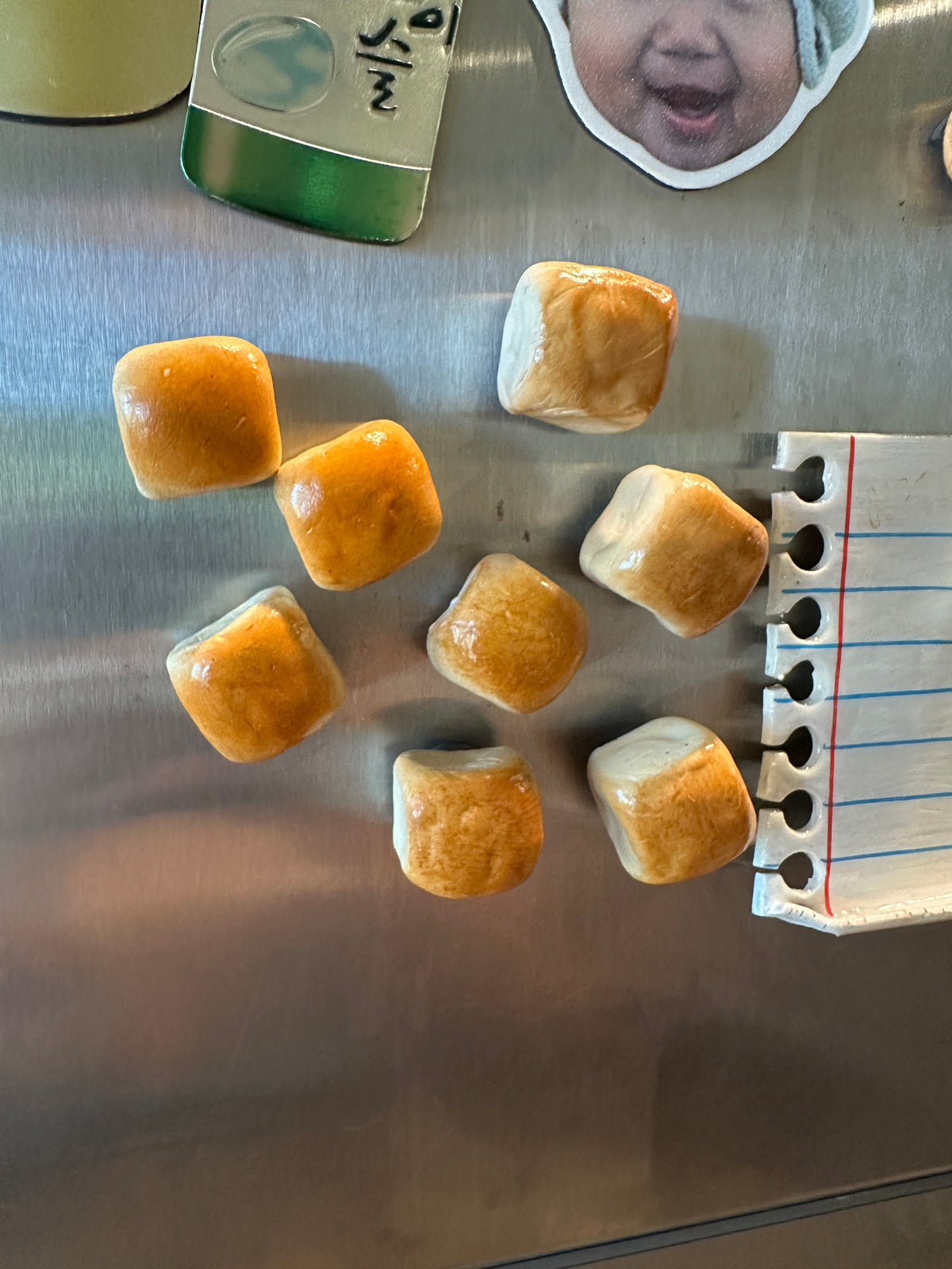 Pandesal Magnet