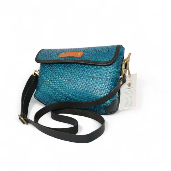 Lalaloca Alex Sabutan Crossbody